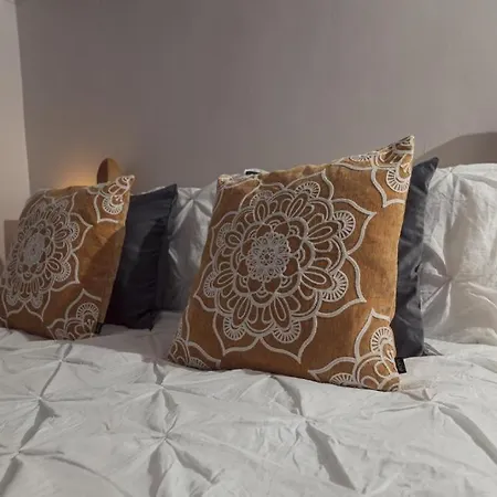 Harriet's In Roundhay, * Leeds (West Yorkshire)